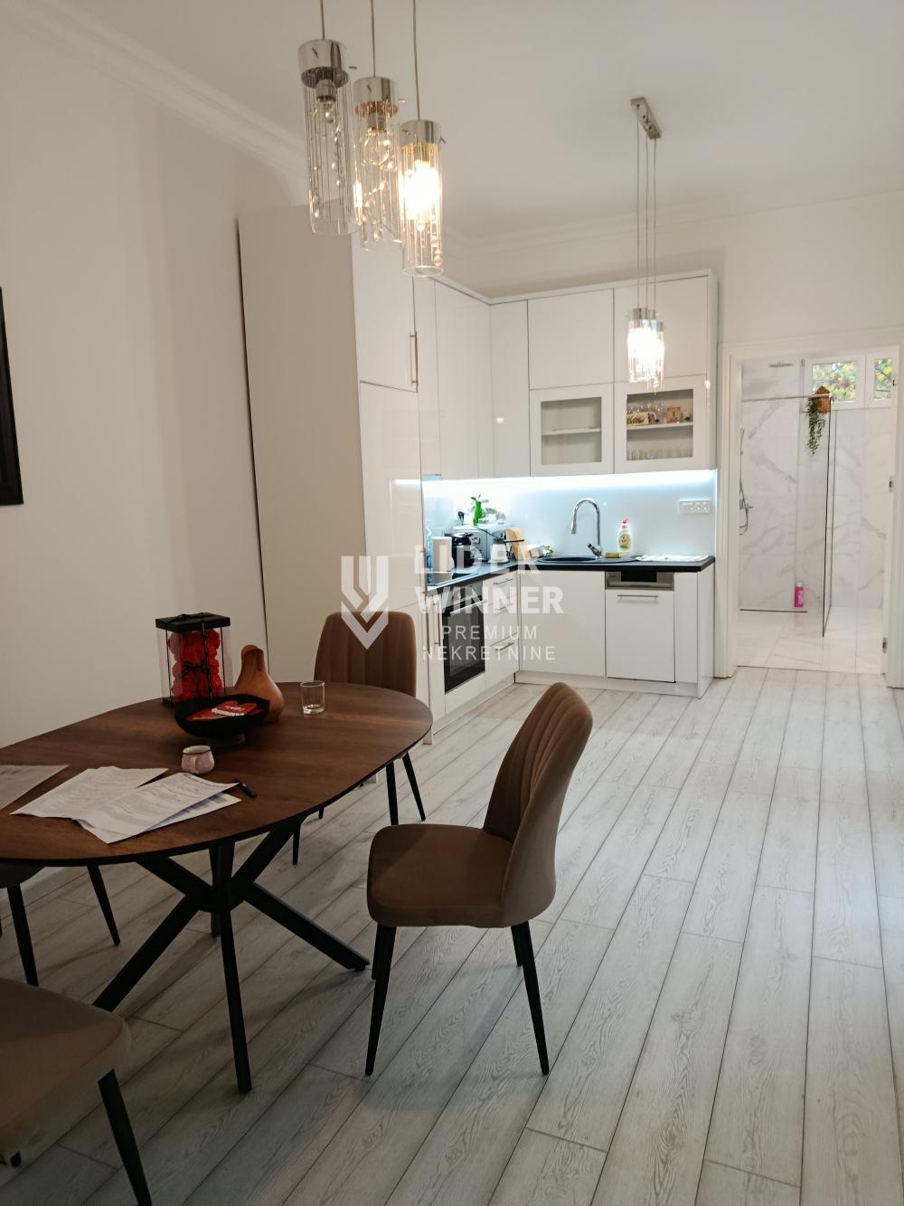 Stan Prodaja Beograd Centar (Savski Venac) 119 m2