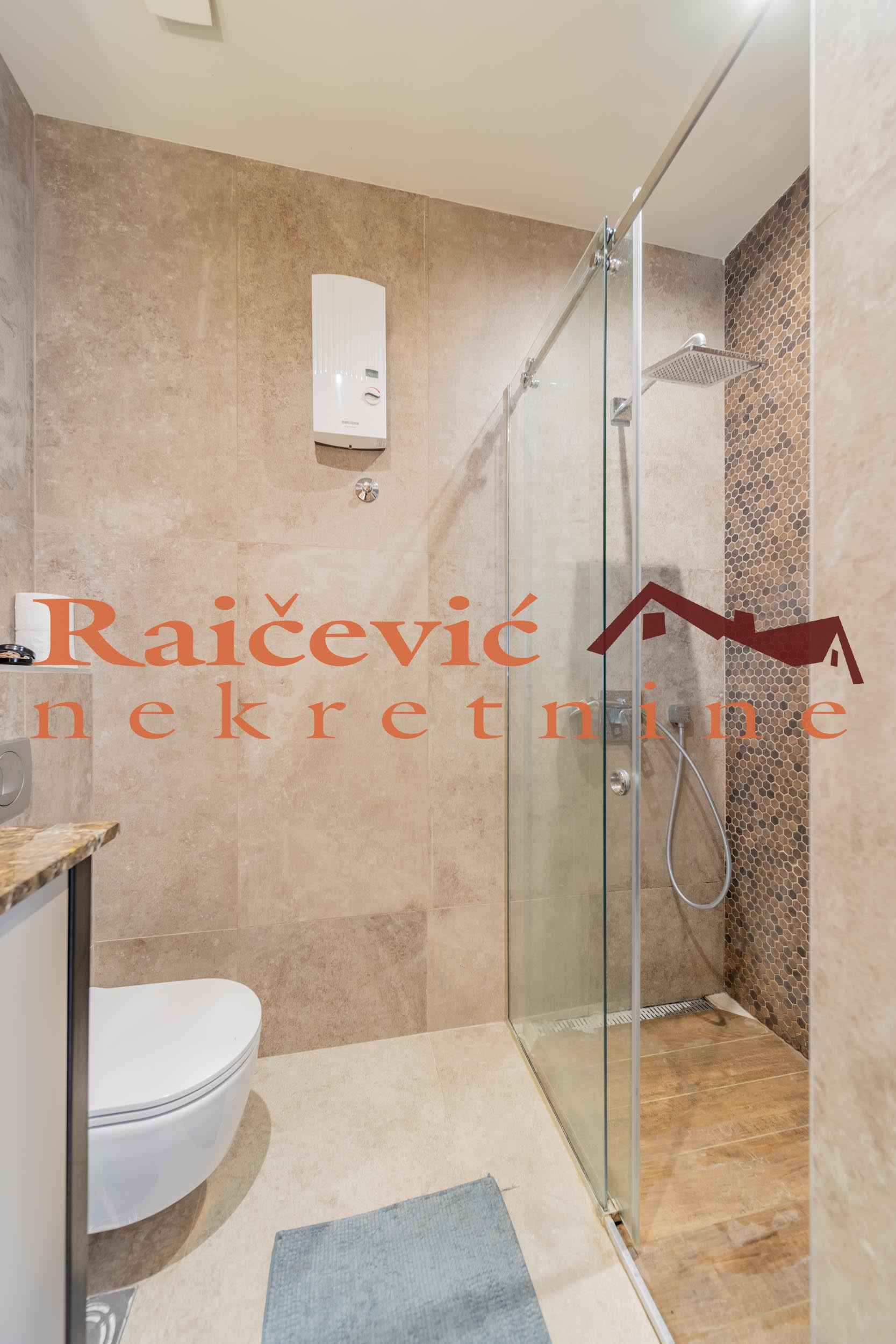 Trosoban stan na prodaju, Kalenić, Beograd, 112m², 460.000 €