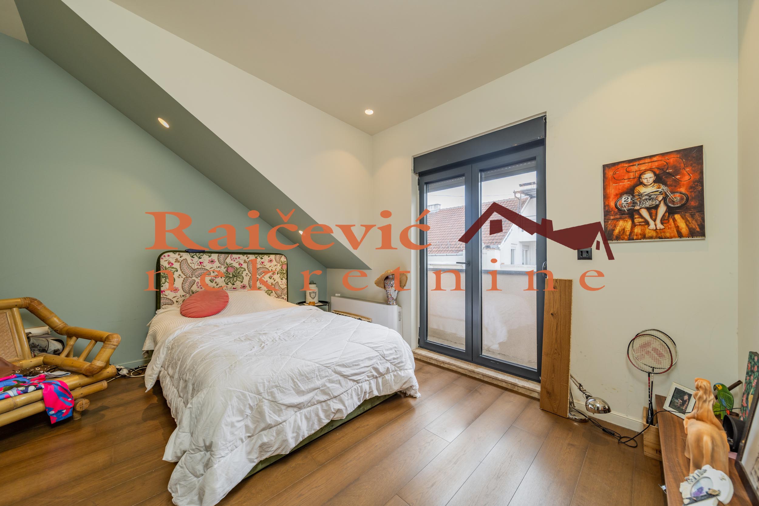 Trosoban stan na prodaju, Kalenić, Beograd, 112m², 460.000 €