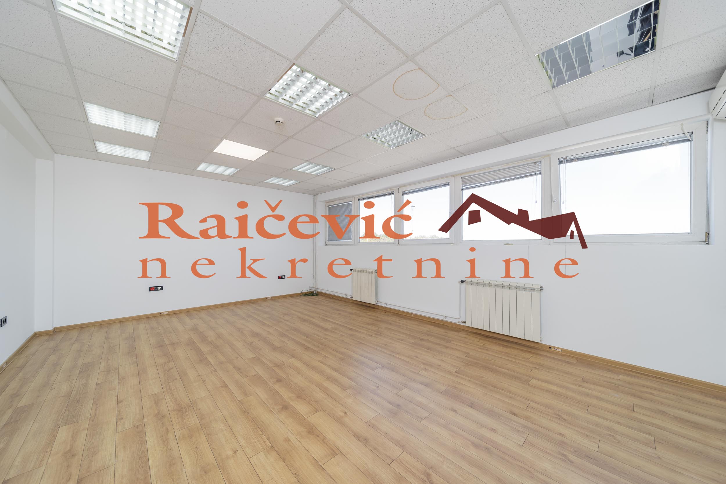 153452 Lokal Izdavanje Beograd Gornji Grad 216 m2