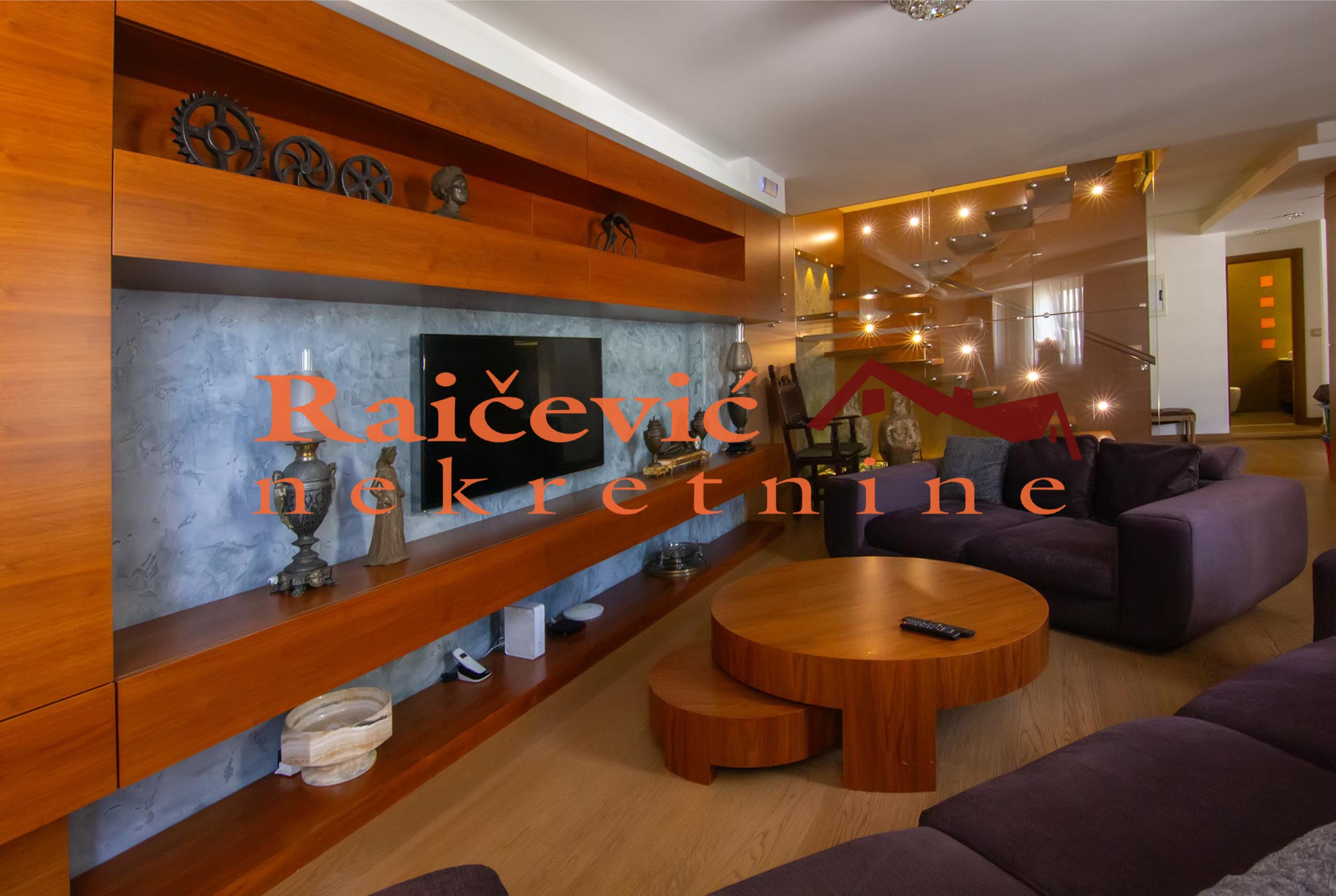 Stan Izdavanje Beograd Hram Svetog Save 189 m2