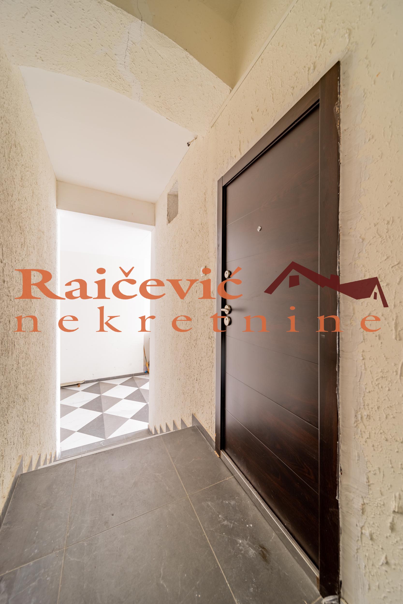 153744 Dvosoban stan na prodaju, Hram Svetog Save, Beograd, 27m², 139.500 €