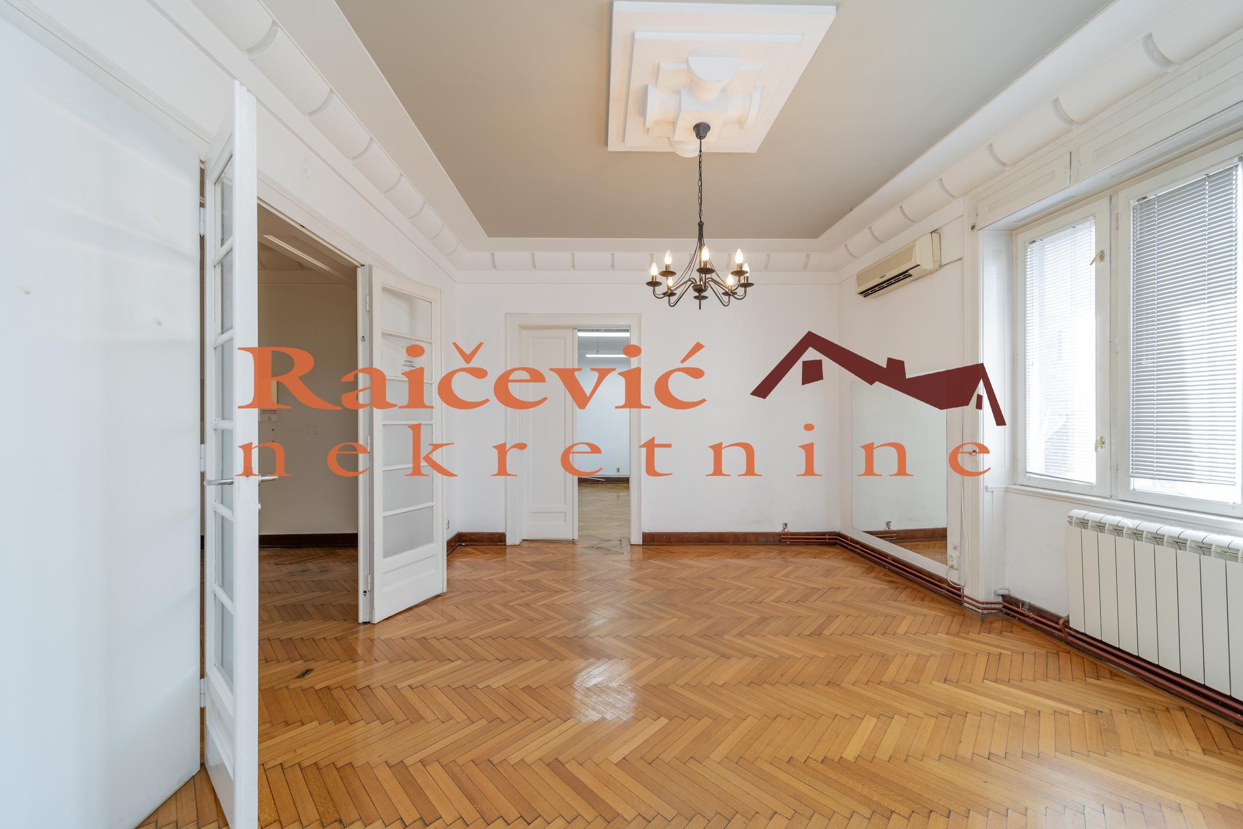 153776 Višesoban stan za izdavanje, Centar, Beograd, 150m², 2.000 €/mes