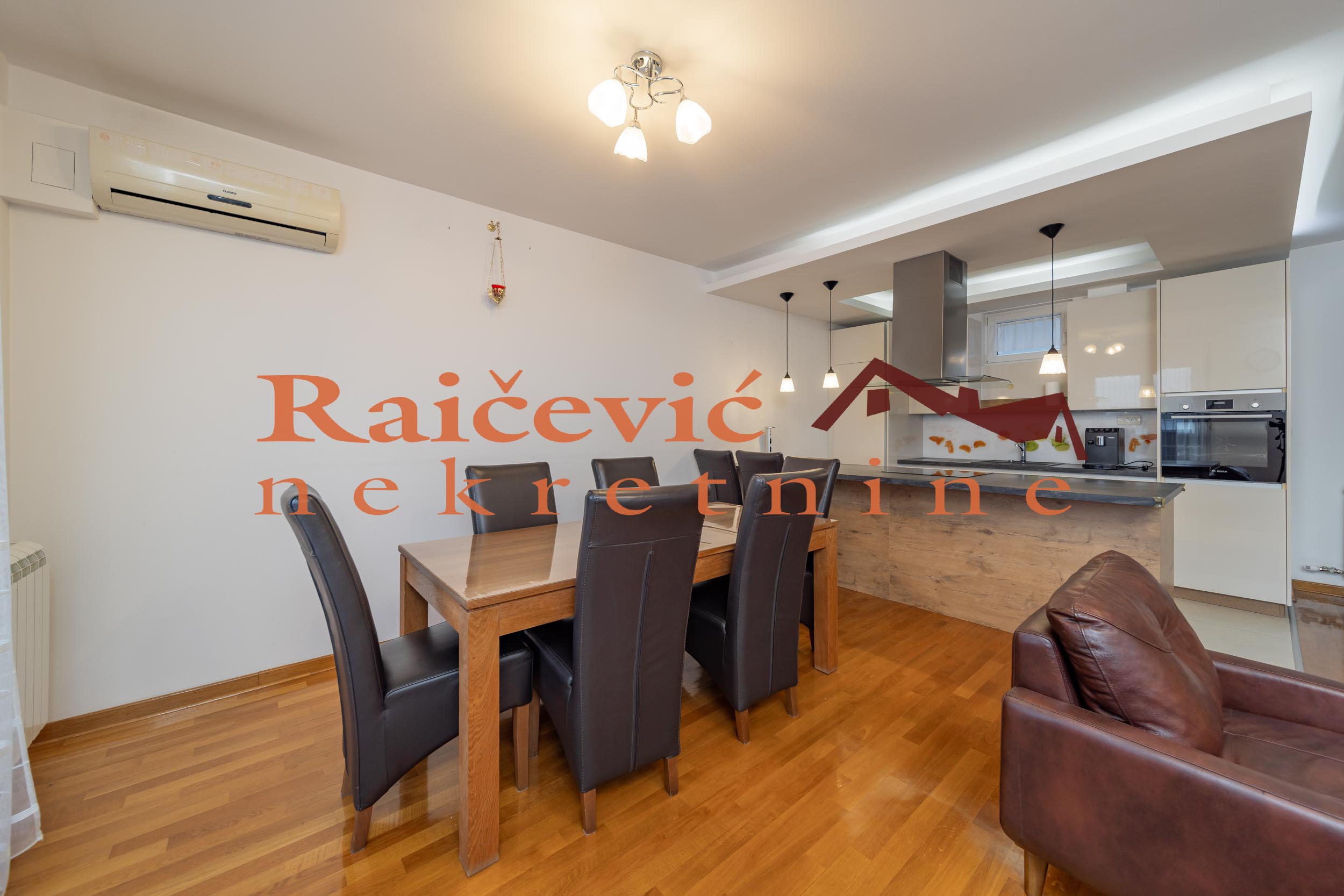 Stan Prodaja Beograd Stan Prodaja Beograd Đeram Pijaca 110 m2
