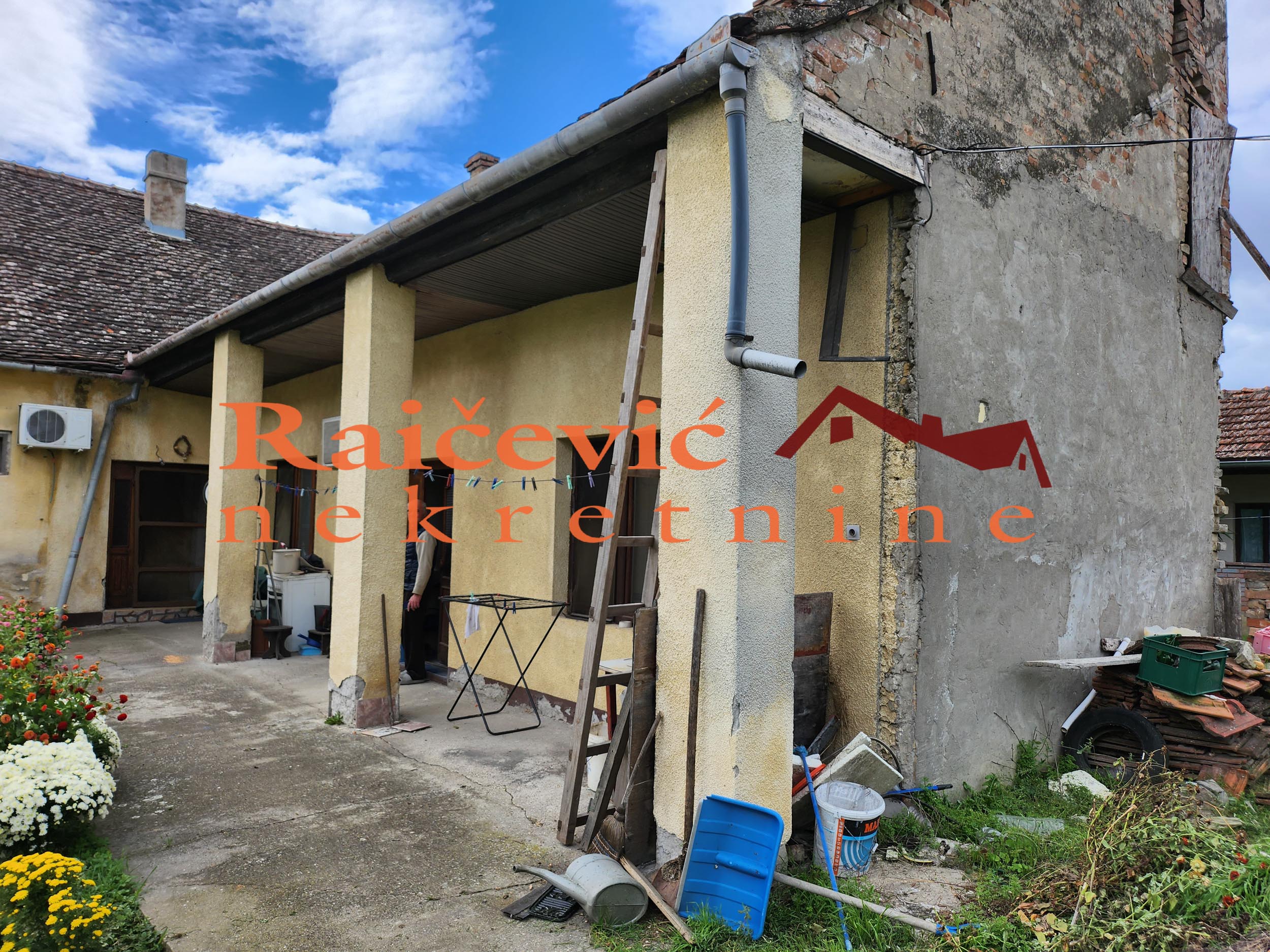 Kuća Prodaja   249 m2