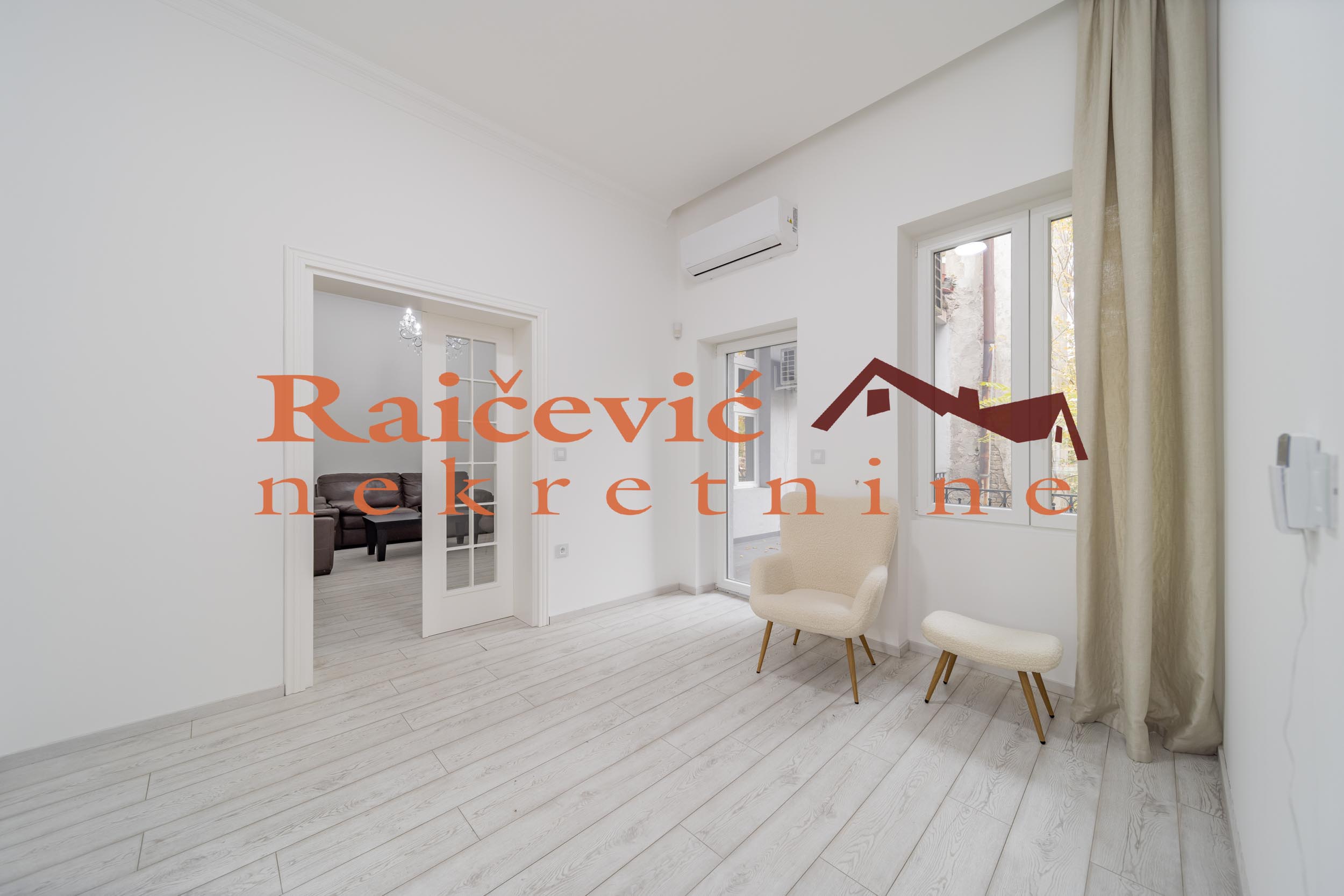 153970 Četvorosoban stan na prodaju, Centar, Beograd, 134m², 490.000 €