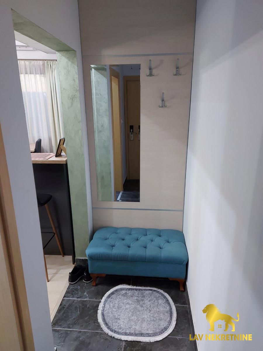 1716477774_5c52f2ce2aaf Jednoiposoban stan za izdavanje, Novo Naselje, Novi Sad, 40m², 400 €/mes