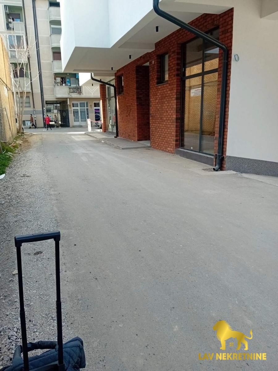 Stan Izdavanje Novi Sad  12 m2