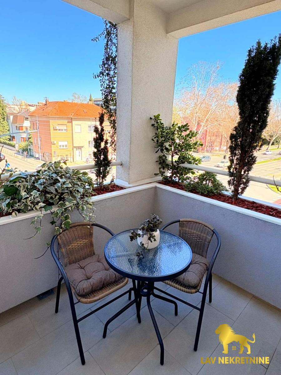 Jednosoban stan za izdavanje, Futoška, Novi Sad, 35m², 450 €/mes
