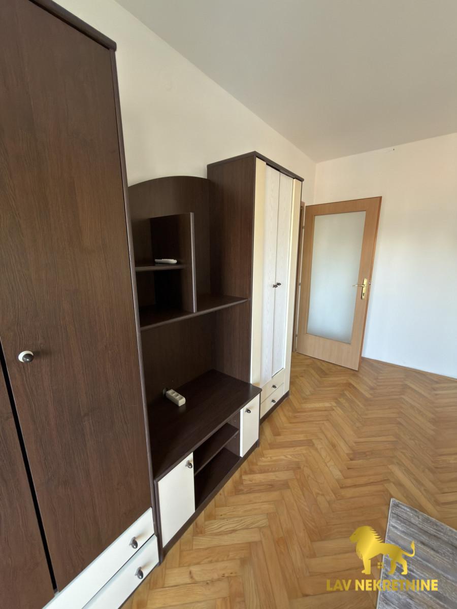 Stan Izdavanje Novi Sad  30 m2