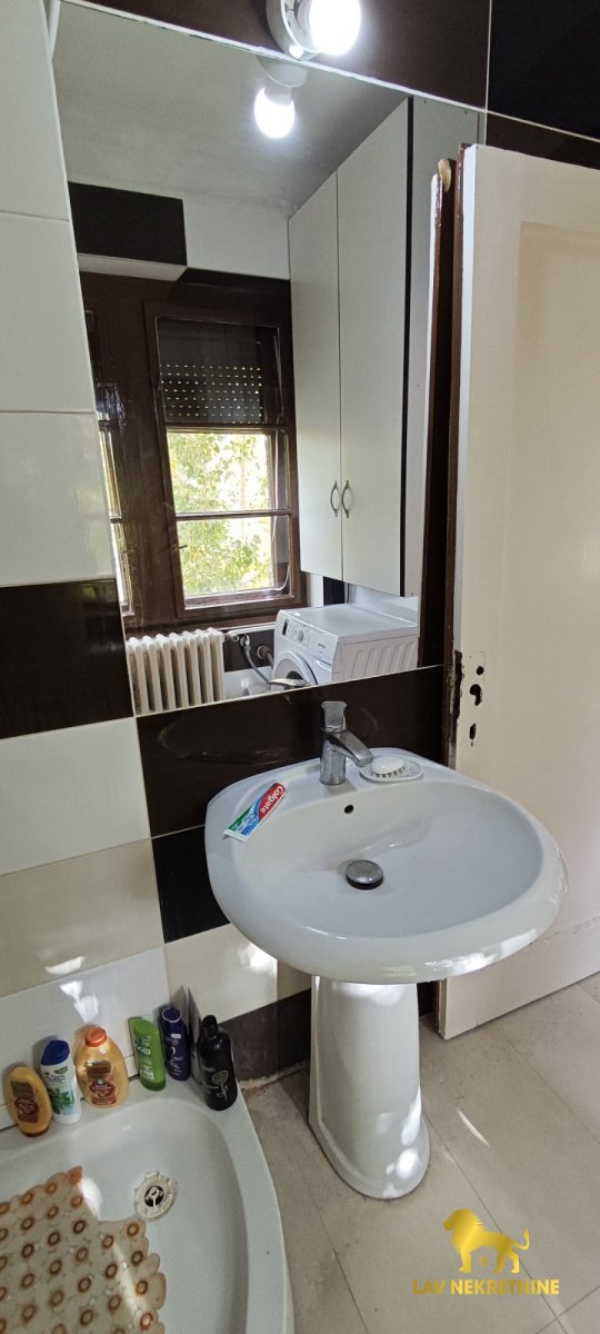 1793030395_b5d6bfced2db Jednosoban stan na prodaju, Centar, Novi Sad, 30m², 92.700 €