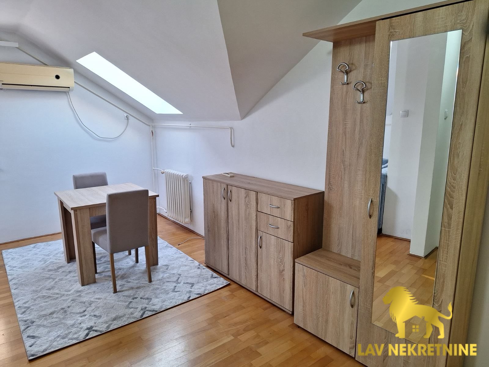 1793030965_2c1001799e70 Jednosoban stan za izdavanje, Sajmište, Novi Sad, 35m², 350 €/mes