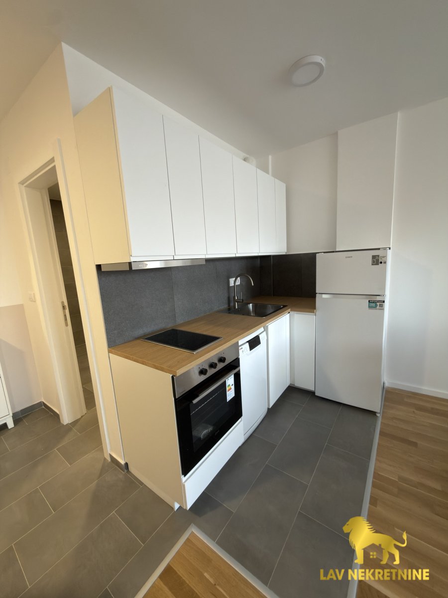 1793186965_56002441aaa2 Jednoiposoban stan za izdavanje, Petrovaradin, Novi Sad, 47m², 600 €/mes