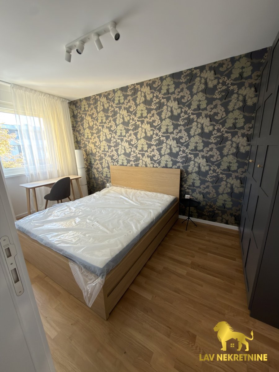 Jednoiposoban stan za izdavanje, Petrovaradin, Novi Sad, 46m², 1. sprat, 600 €/mes