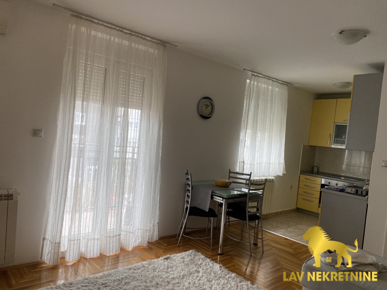 Stan Izdavanje Novi Sad Stan Izdavanje Novi Sad Nova Detelinara 34 m2