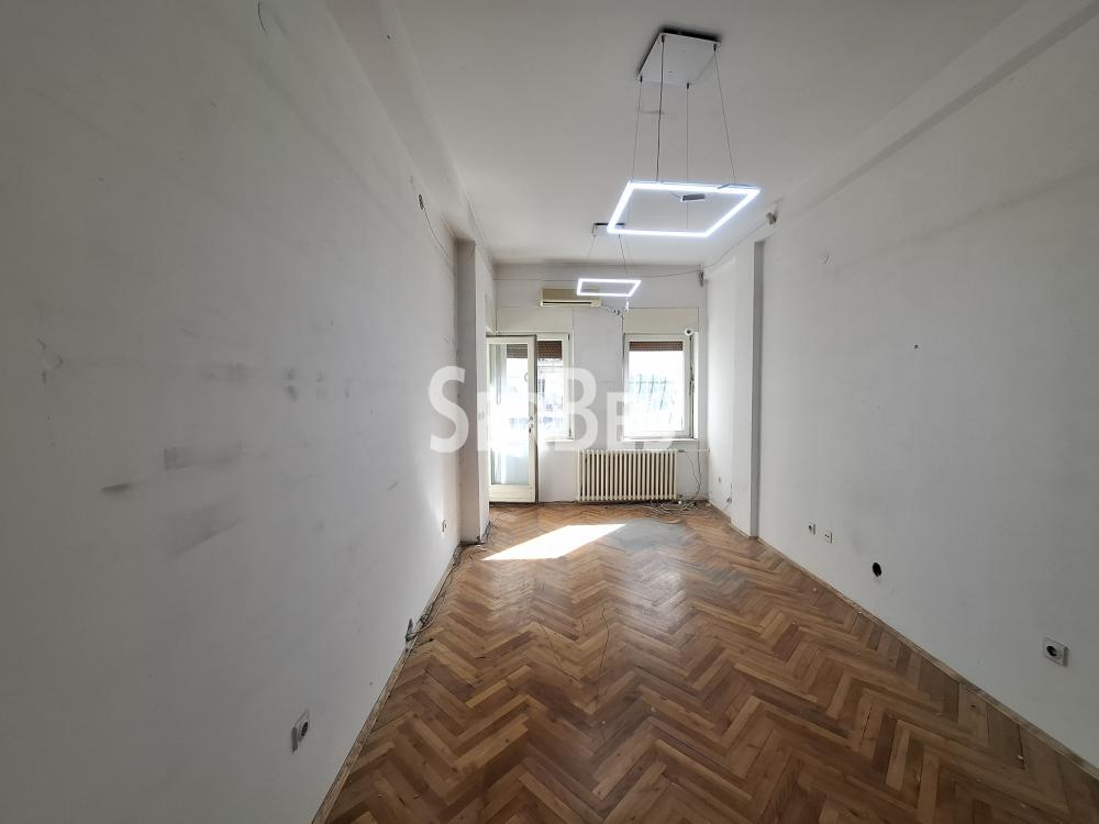 Dvosoban stan na prodaju, Bulevar Oslobođenja, Novi Sad, 56m², 133.900 €