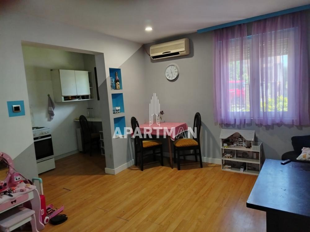 Kuća Prodaja Beograd Jakovo 371 m2