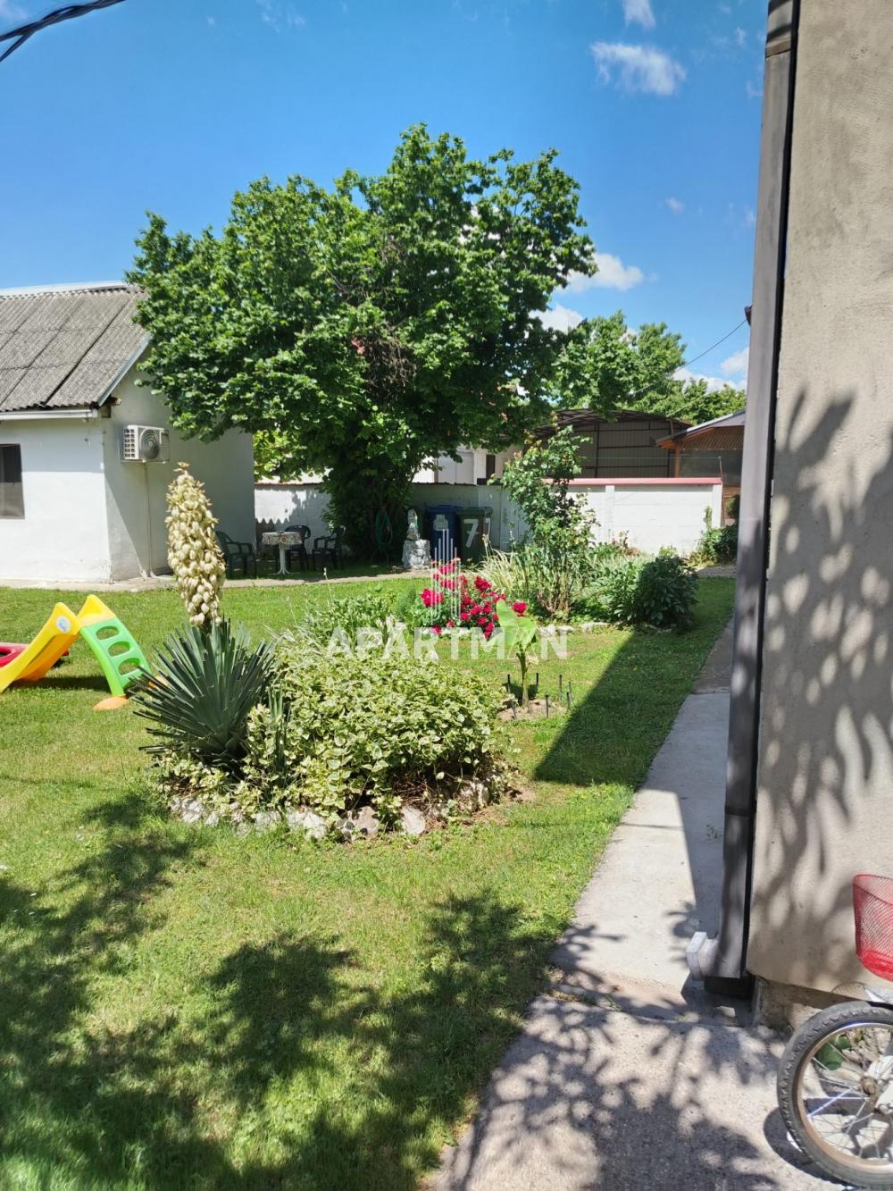 Kuća Prodaja Beograd Jakovo 371 m2