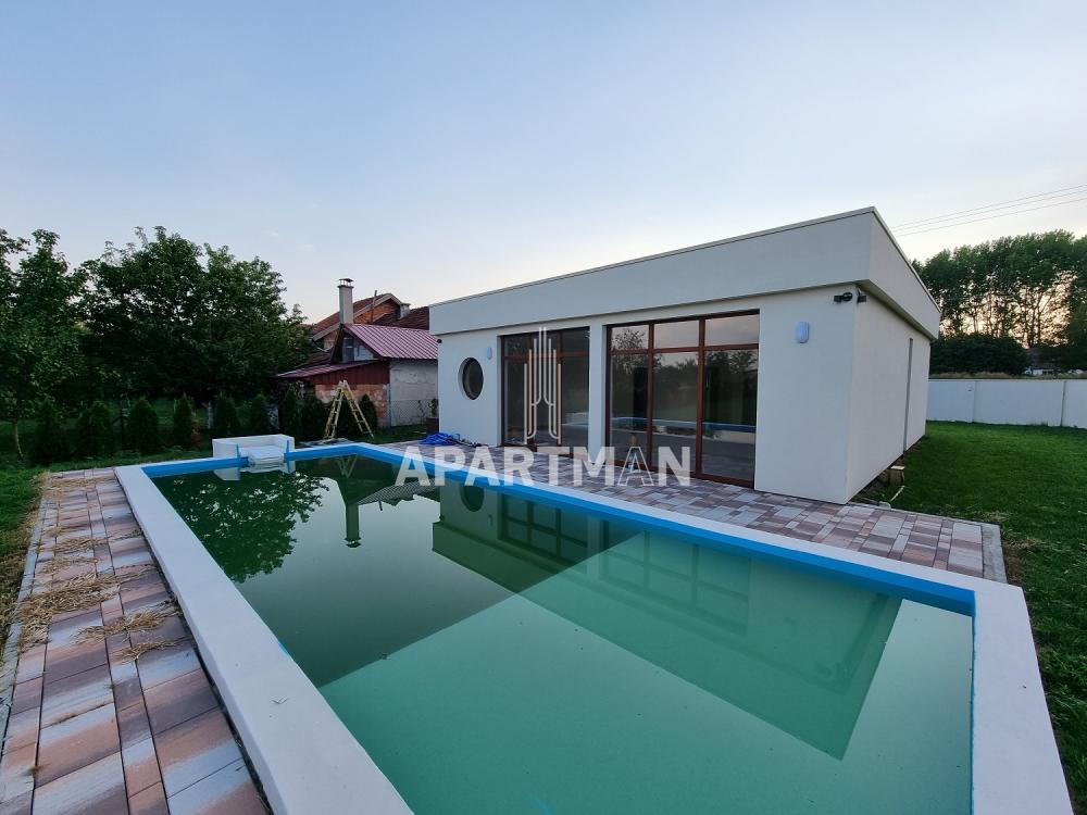 Kuća Prodaja Subotica  111 m2