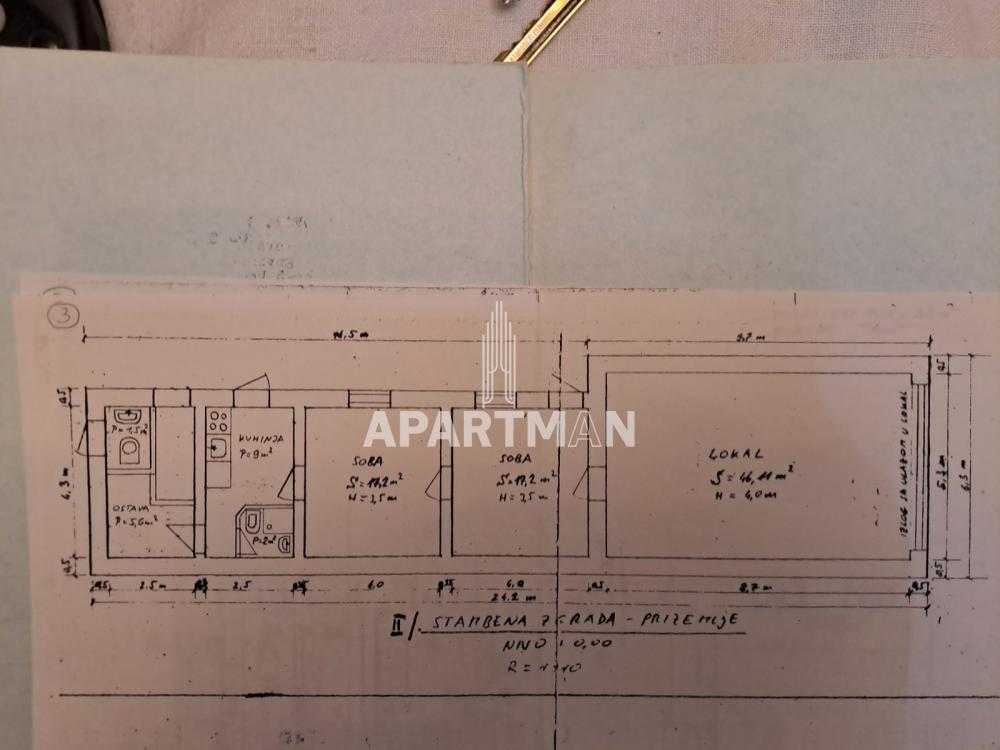 Kuća Prodaja Ruma  320 m2