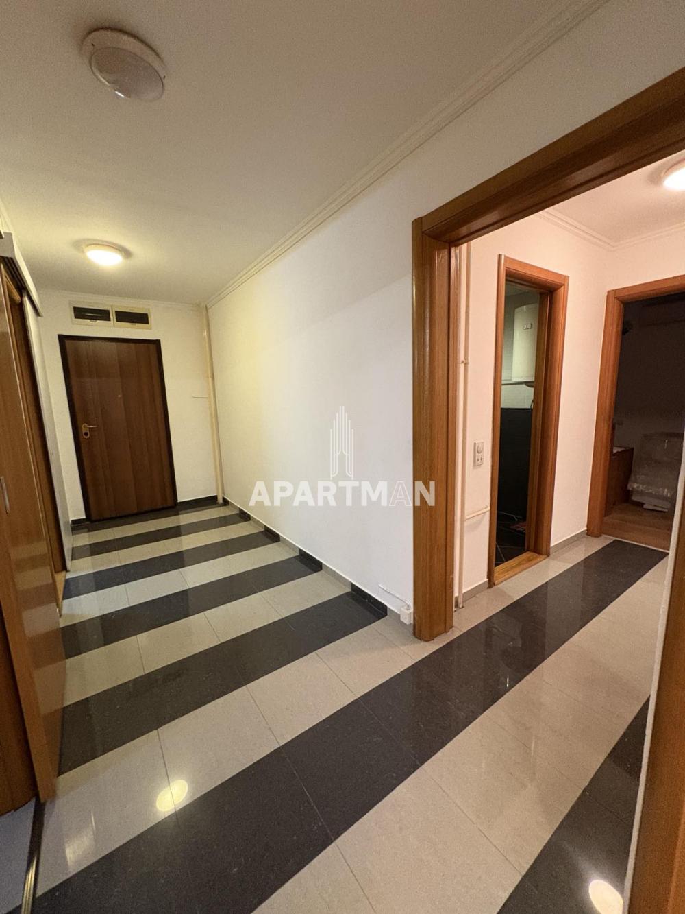 Stan Prodaja Beograd Čubura 90 m2