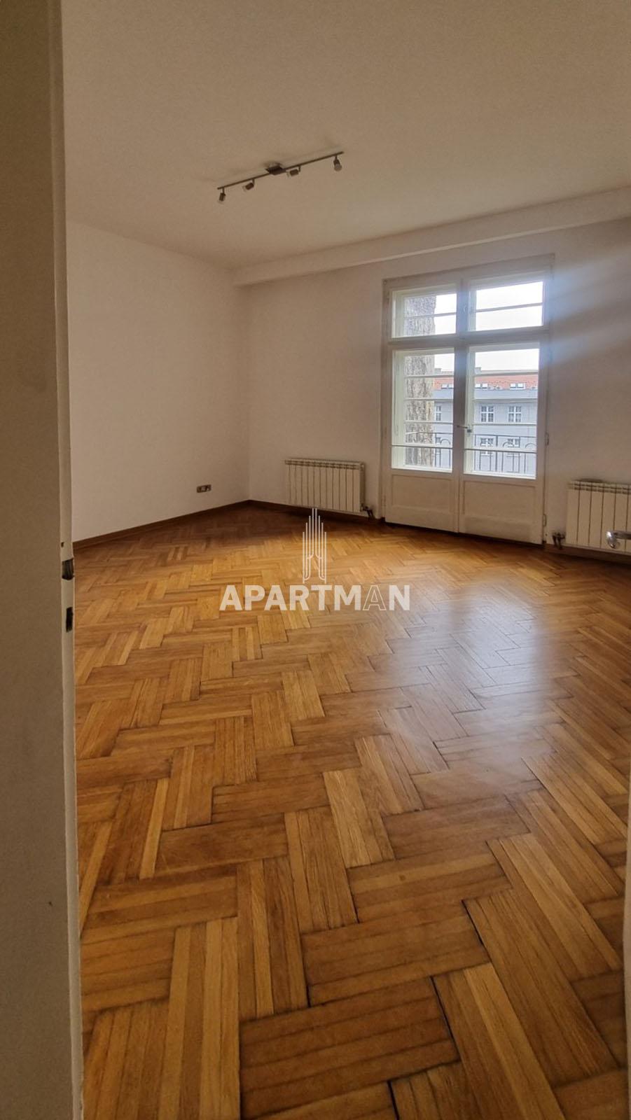 Stan Izdavanje Beograd London 90 m2