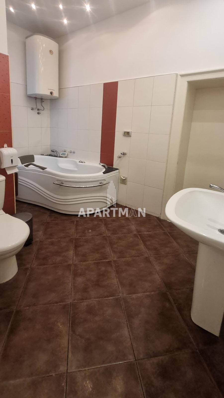 Četvorosoban stan za izdavanje, London, Beograd, 90m², 1.100 €/mes