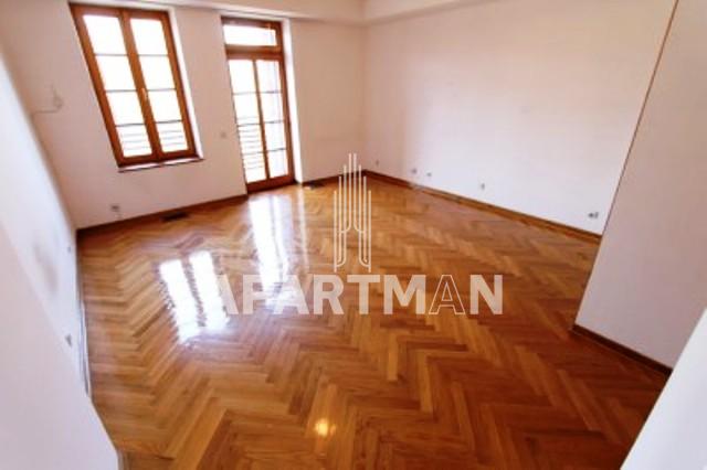 Kuća Izdavanje Beograd Kuća Izdavanje Beograd Dedinje 250 m2
