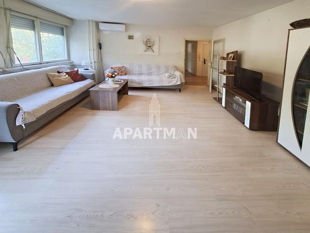 Stan Prodaja Beograd Blok 38 83 m2