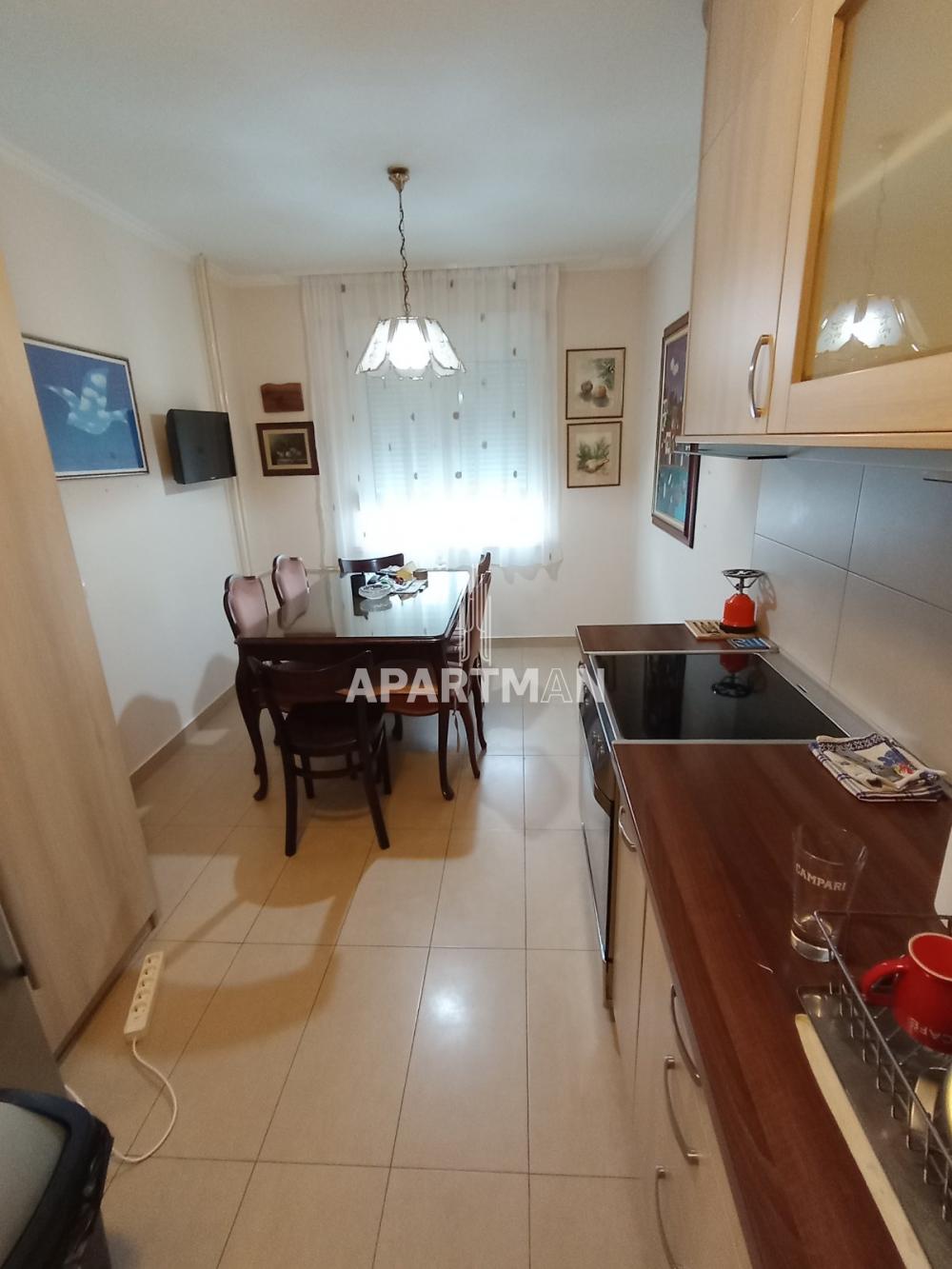 Stan Prodaja Beograd Stan Prodaja Beograd Blok 44 TC Piramida 50 m2