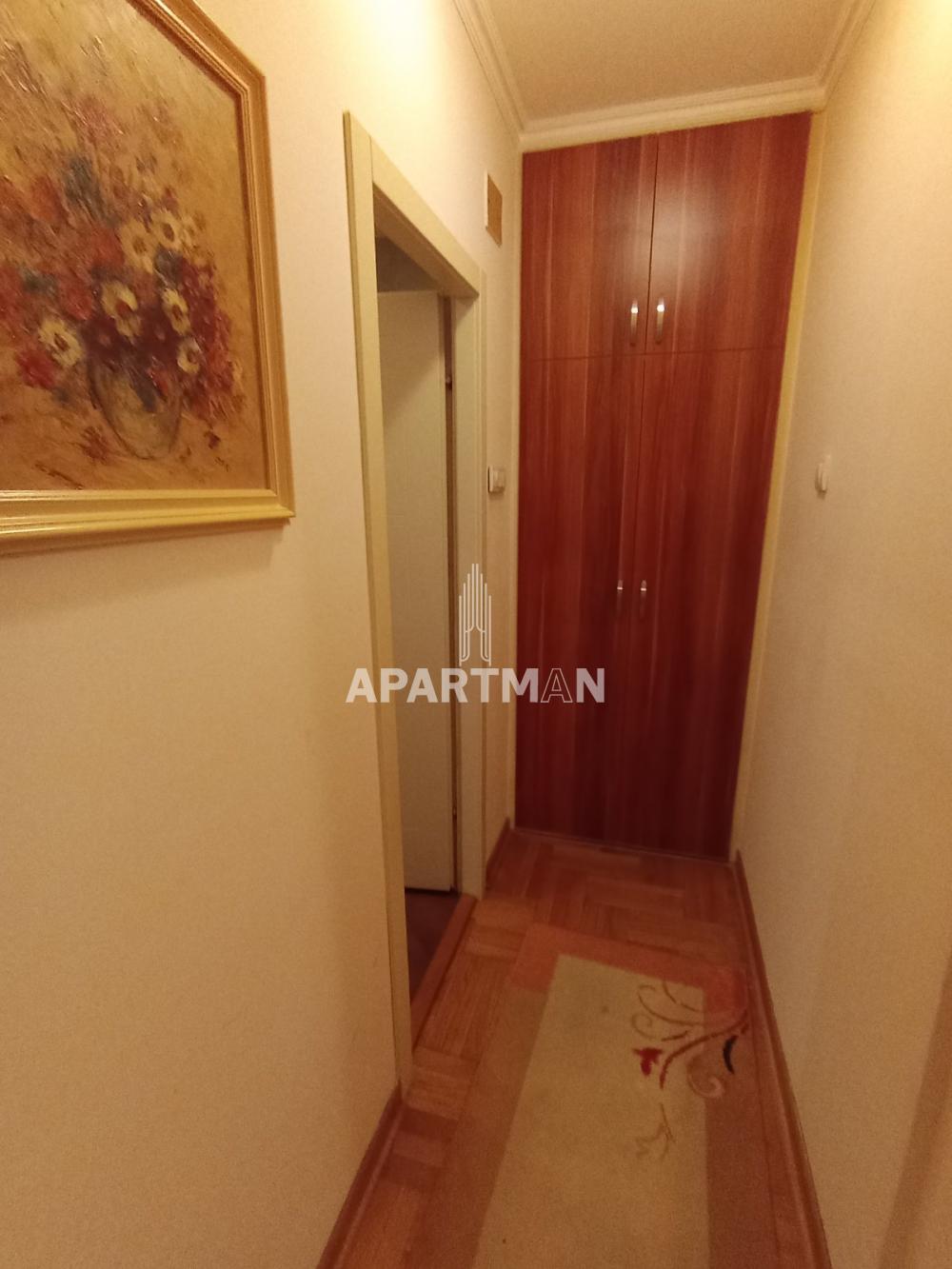 Stan Prodaja Beograd Stan Prodaja Beograd Blok 44 TC Piramida 50 m2