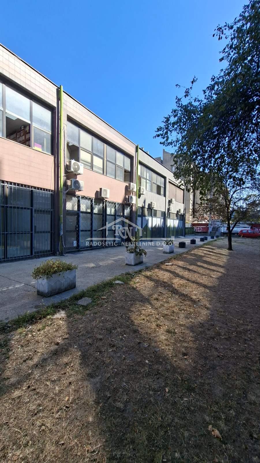 220001717_10_20261006150425 Lokal za izdavanje, Blok 22, Beograd, 30m², 480 €/mes