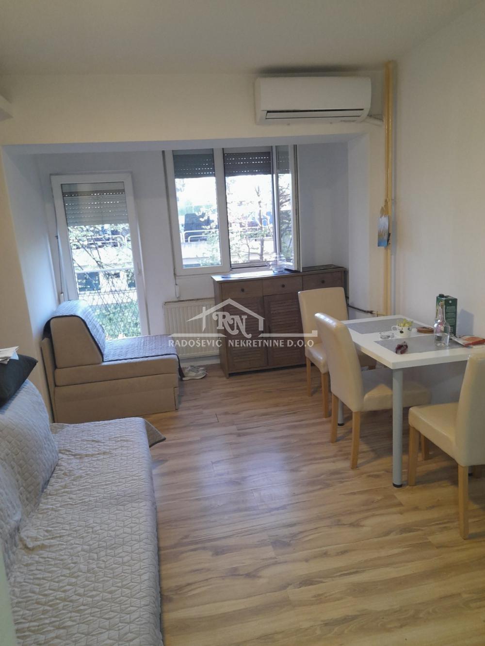 Stan Izdavanje Beograd Stan Izdavanje Beograd Petlovo Brdo 30 m2