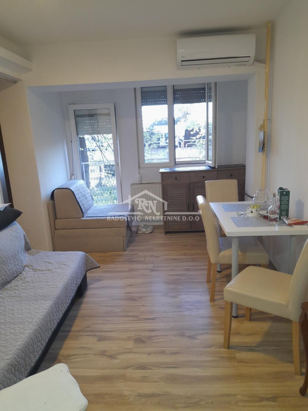 Stan Izdavanje Beograd Stan Izdavanje Beograd Petlovo Brdo 30 m2
