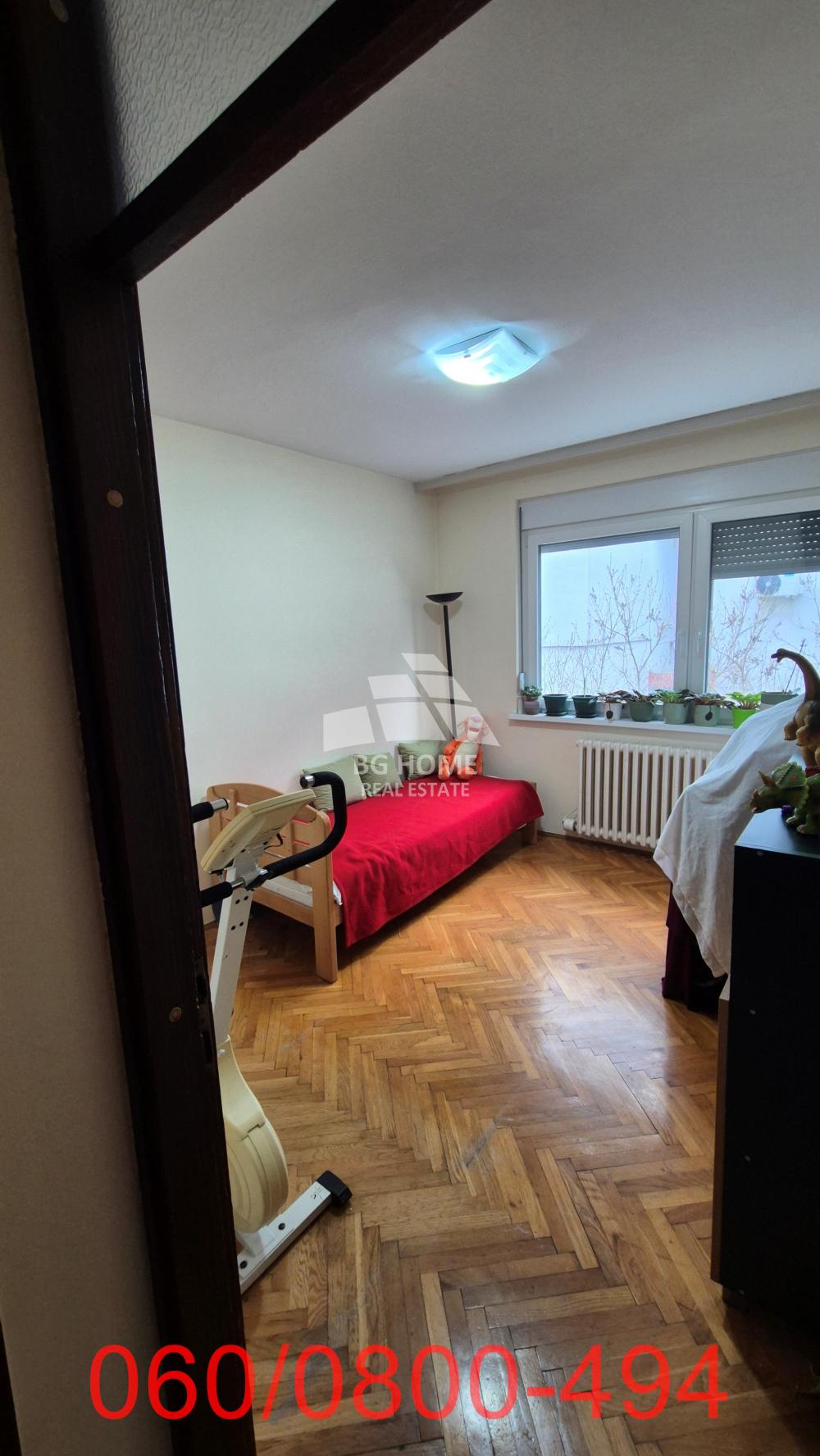 Četvorosoban stan na prodaju, Karaburma, Beograd, 87m², Visoko prizemlje, 235.000 €