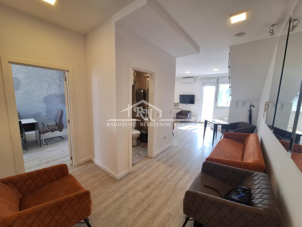 Stan Prodaja Beograd Đeram Pijaca 118 m2