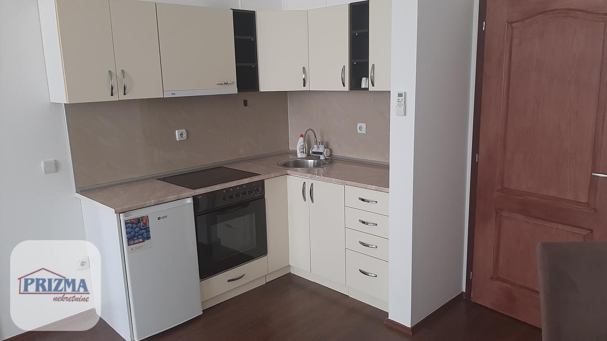 Stan Izdavanje Paraćin  57 m2