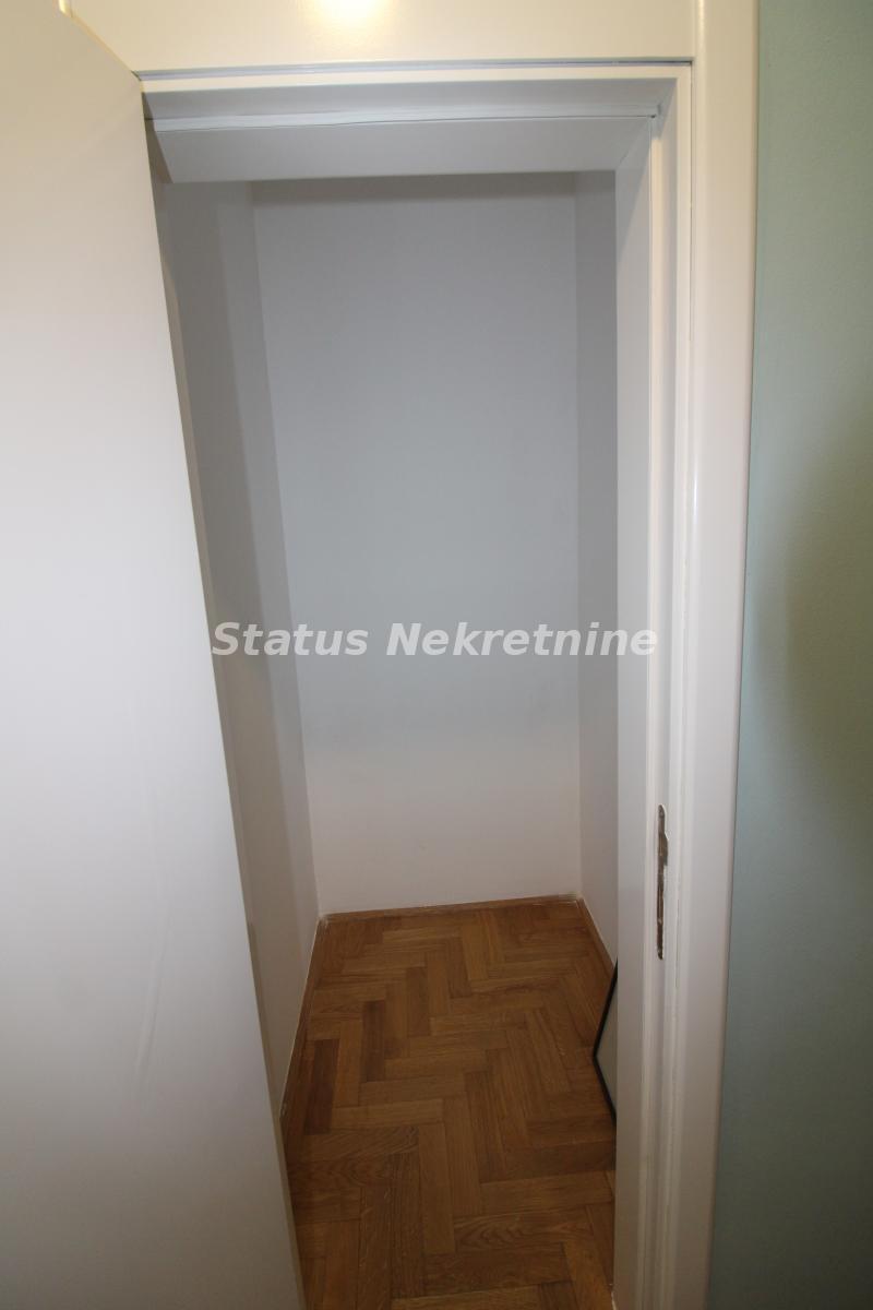 Stan Prodaja Novi Sad  78 m2