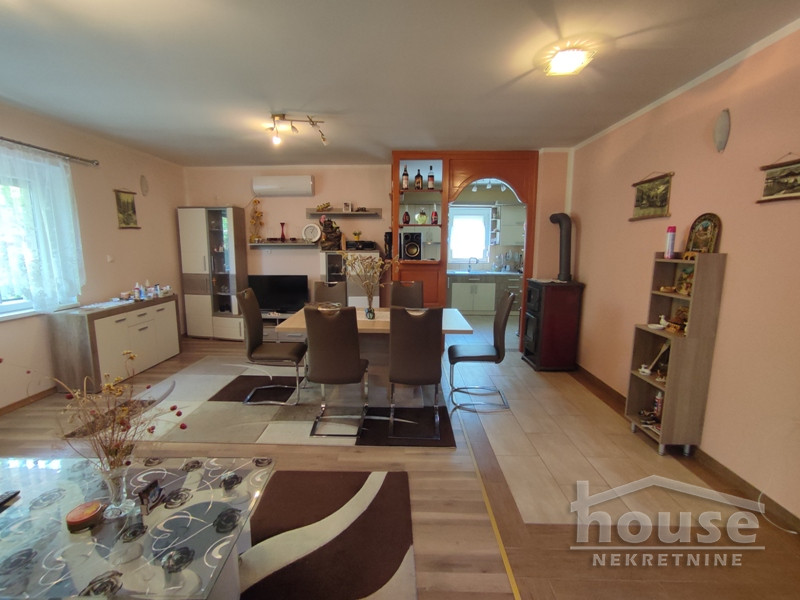 Kuća Prodaja Sremski Karlovci  230 m2