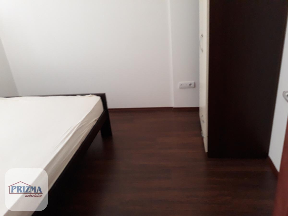 Stan Izdavanje Paraćin  57 m2