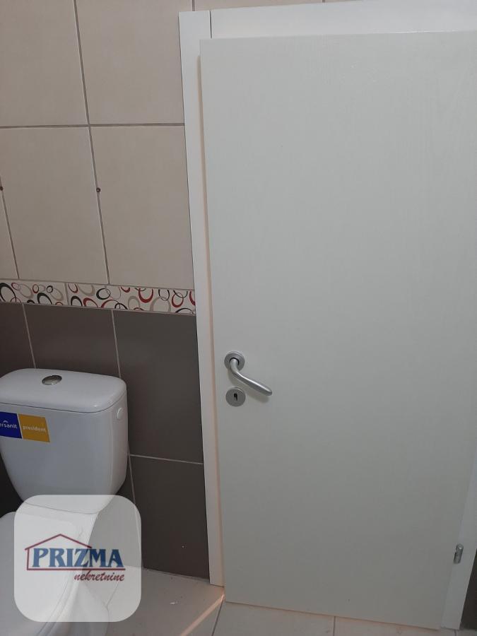 aepoaq76c8-viber-slika-2022-04-05-12-08-45-991 Dvoiposoban stan na prodaju, Centar, Paraćin, 52m², 60.000 €