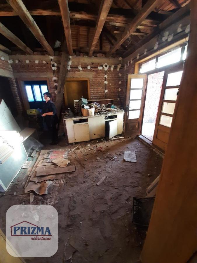 Kuća na prodaju, Izvor, Paraćin, 96m², 18.000 €