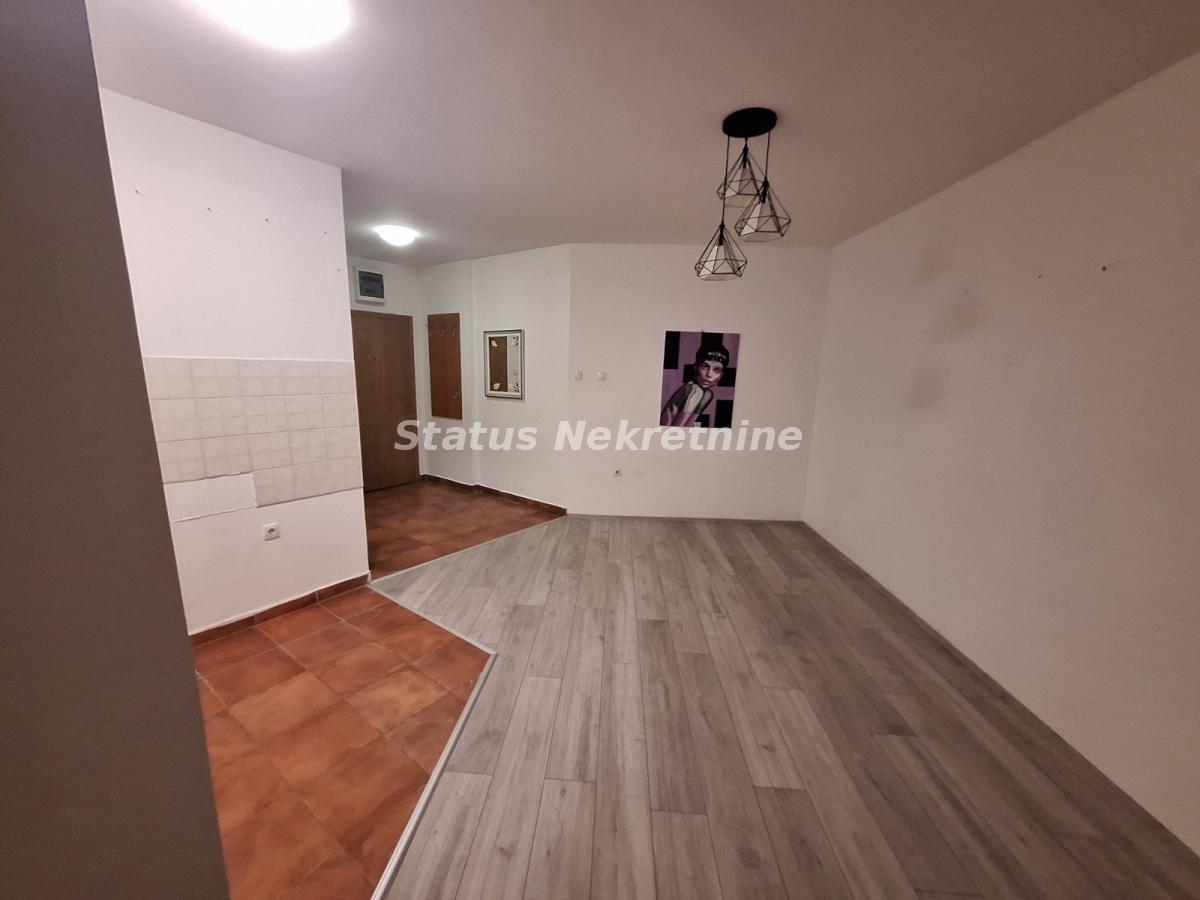 Garsonjera na prodaju, Bulevar Evrope, Novi Sad, 35m², 124.400 €