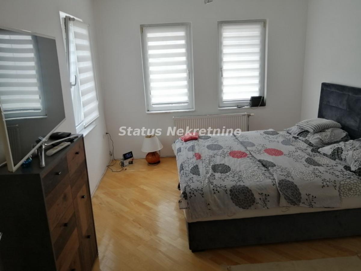 Lokal na prodaju, Ruma, 330m², 330.500 €