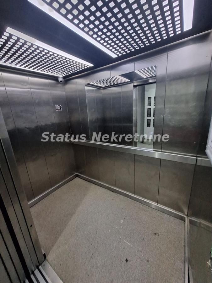 Garsonjera na prodaju, Bulevar Evrope, Novi Sad, 35m², 124.400 €