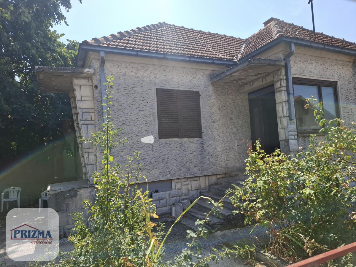 Kuća Prodaja Paraćin  100 m2
