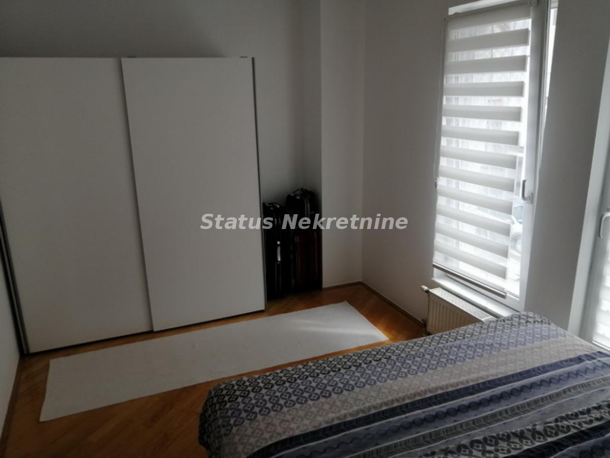 Lokal na prodaju, Ruma, 330m², 330.500 €