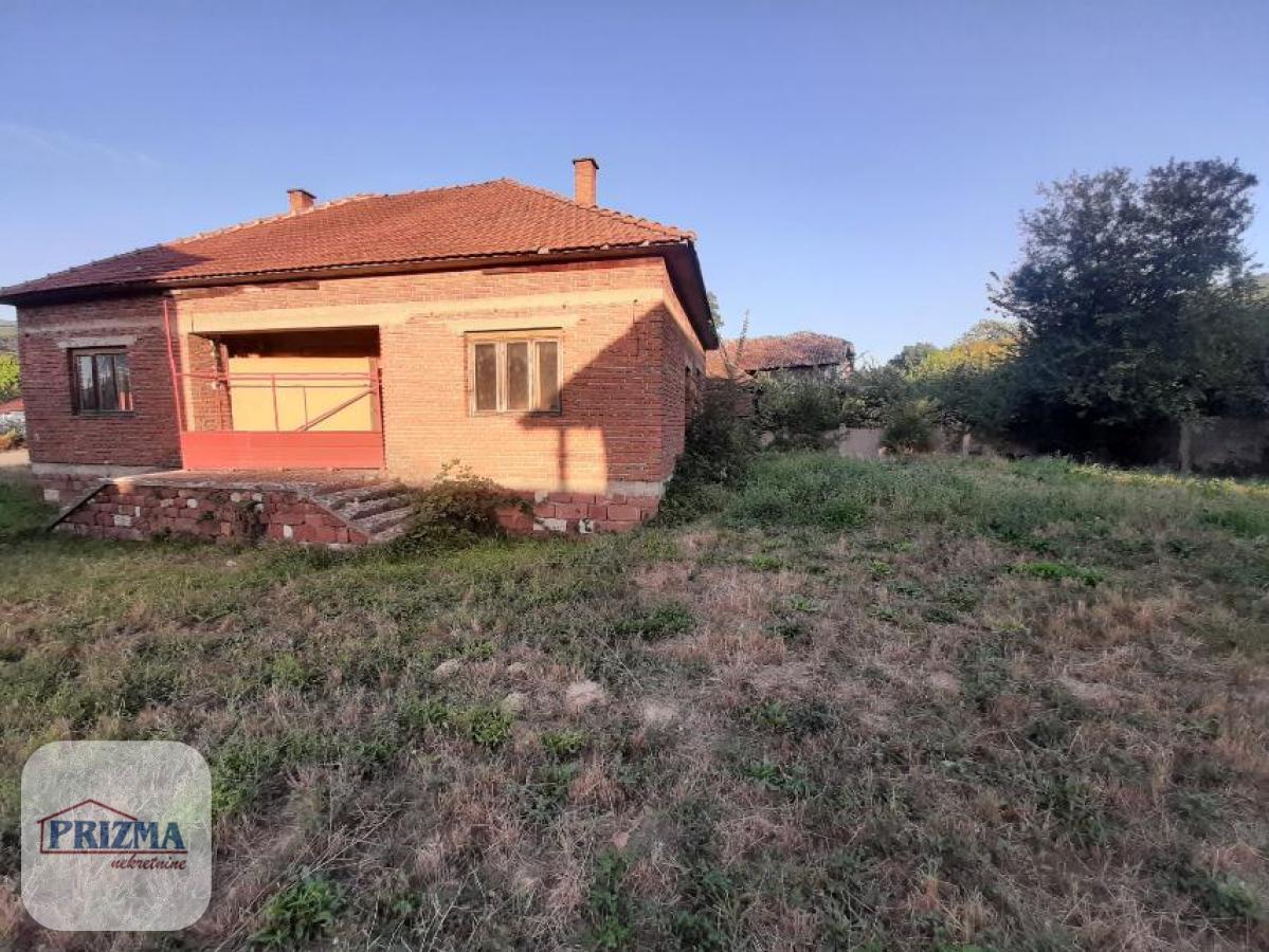Kuća Prodaja Paraćin  96 m2