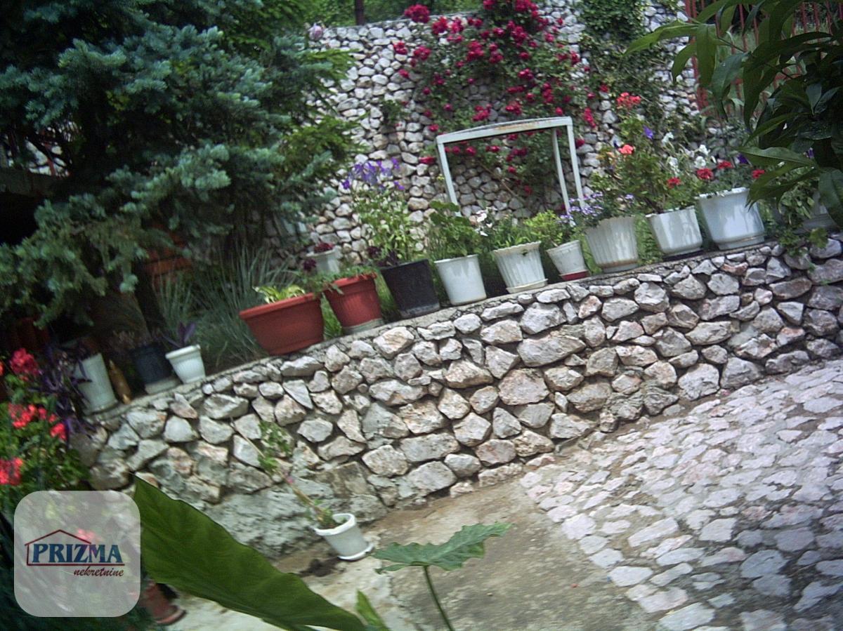 Kuća Prodaja Paraćin  120 m2