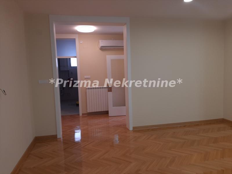 Kuća Prodaja Paraćin Kuća Prodaja Paraćin 192 m2